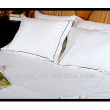 100% cotton hotel fujita square pillow cases with dark blue piping